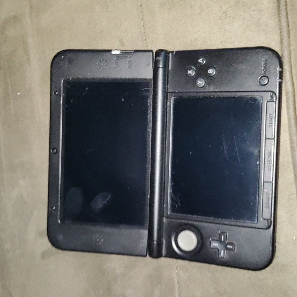 Nintendo 3DS XL